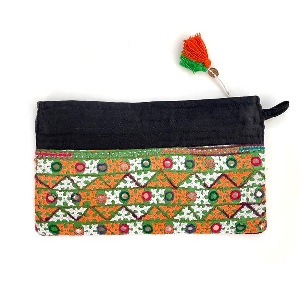 kutchi work gifting pouch